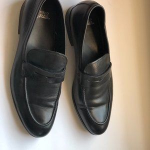 Classic  Warfield & Brand Black Leather Loafer